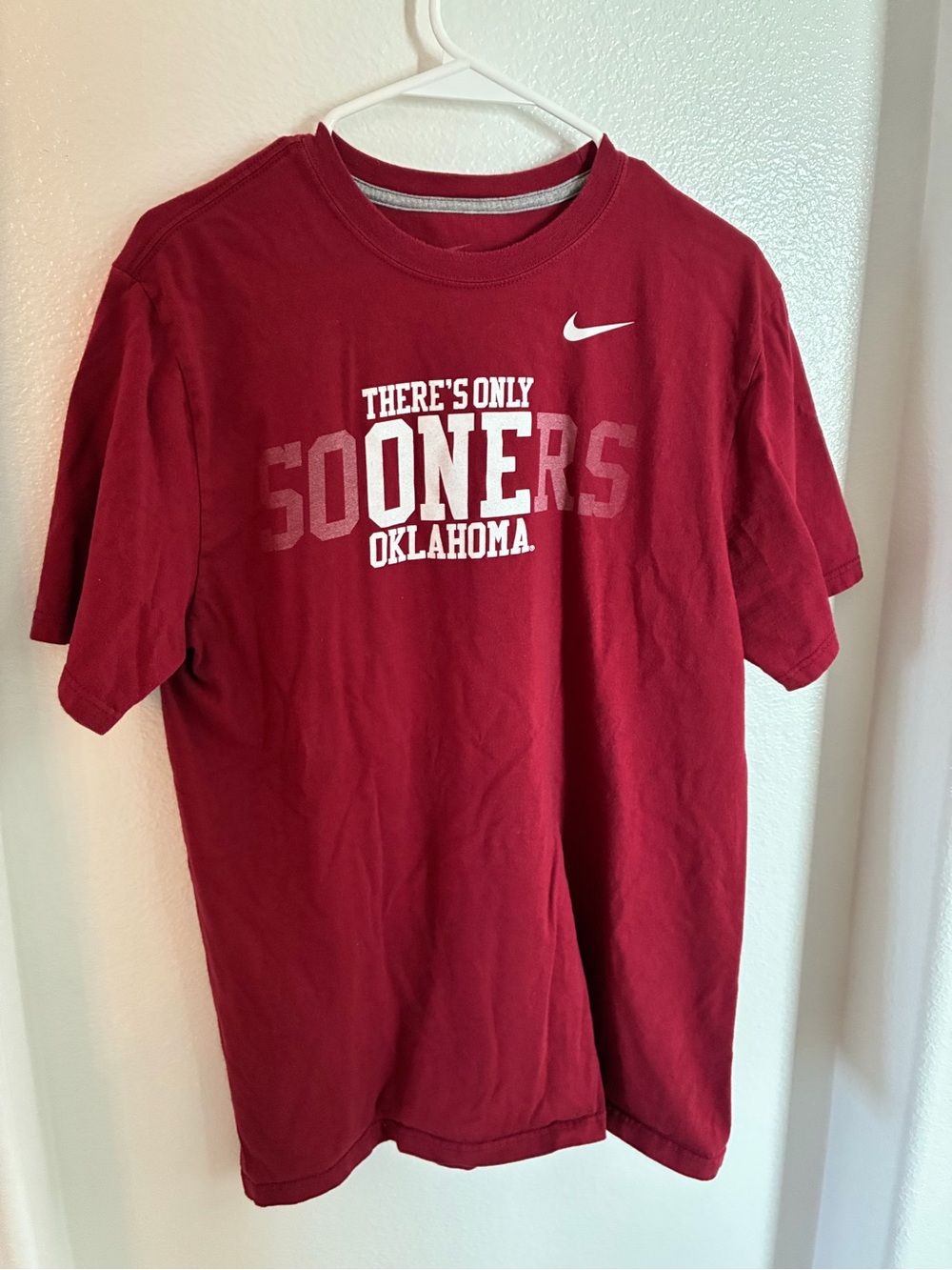 Nike Men’s Crimson Oklahoma Sooners Short Sleeve T-Shirt